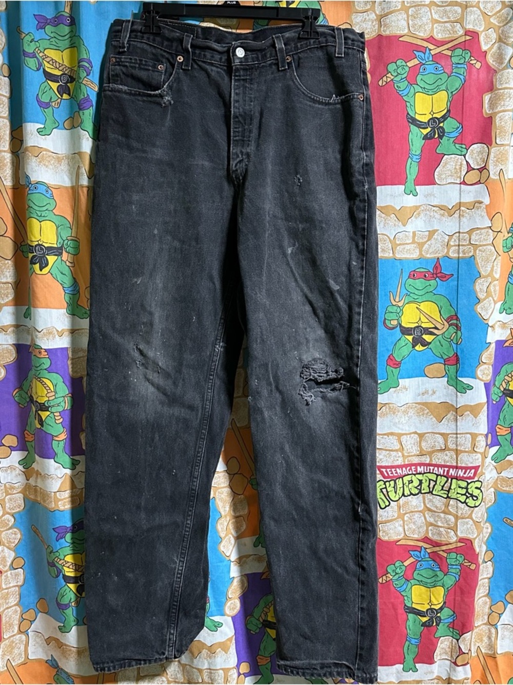 Vintage Levi's Black Distressed Jeans